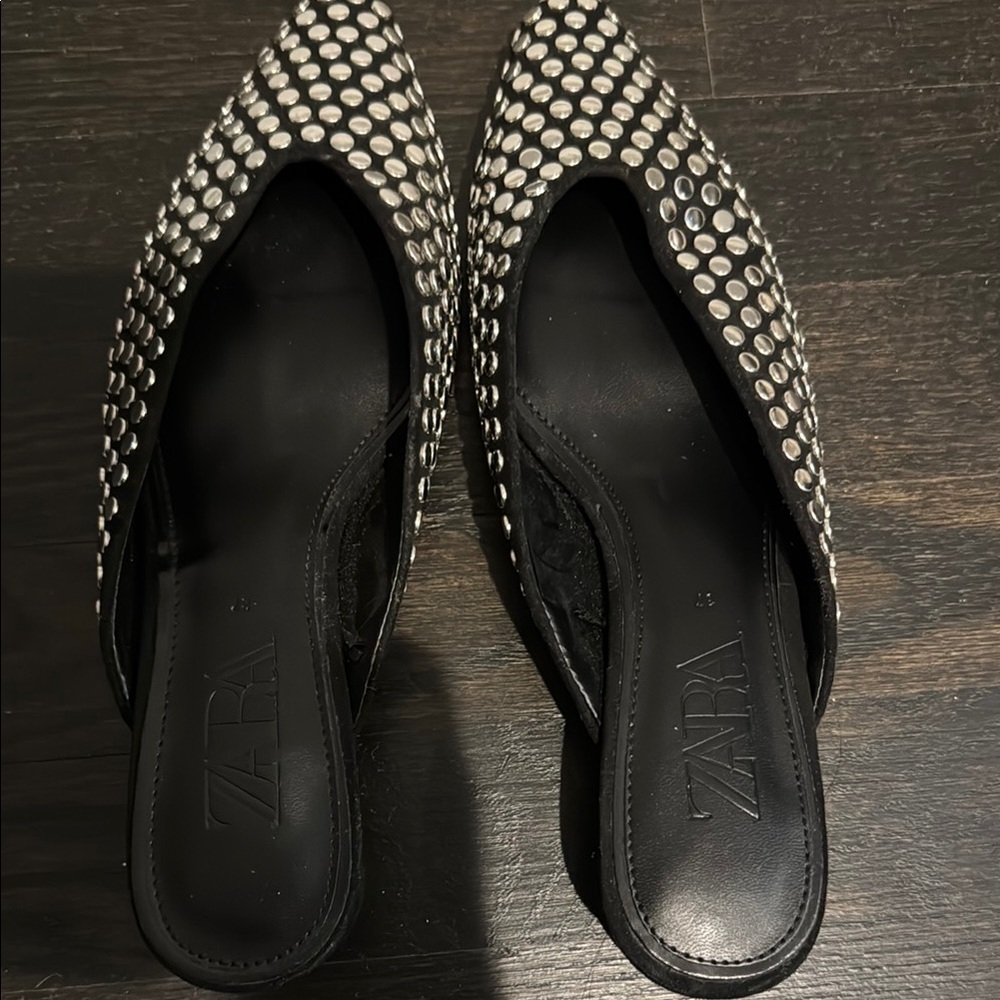 Zara Black and White Women's Shoes